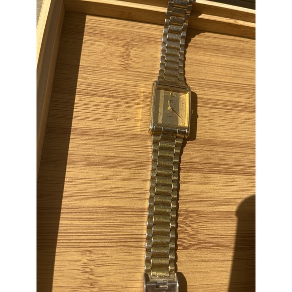 Vintage Lorus Gold Tone Quartz Watch 16mm For Ladies - Picture 5 of 11